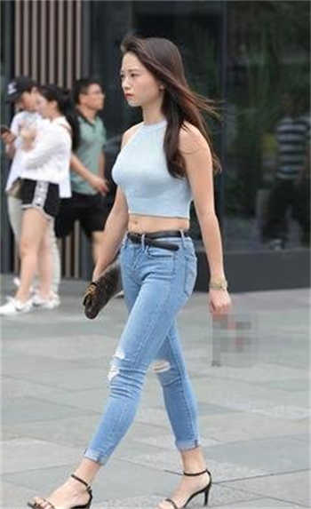 为了考驾照用身体贿赂