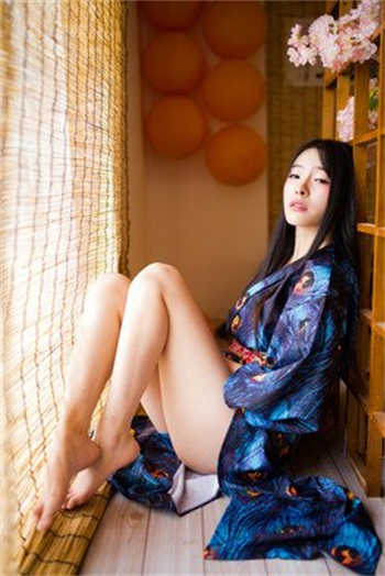 天降女子从2楼掉了无修版