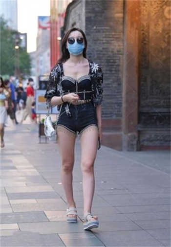 斗鱼婉儿别闹开箱第一期