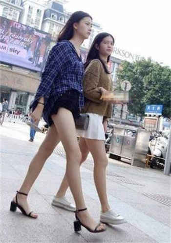 他是个小乖乖简介