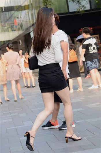 豪放女大兵2在线播放