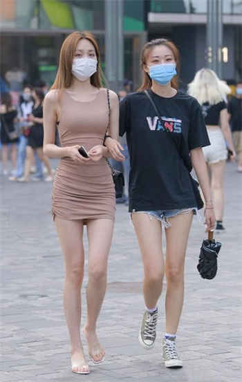 《妻子的兼职》hd星晨影
