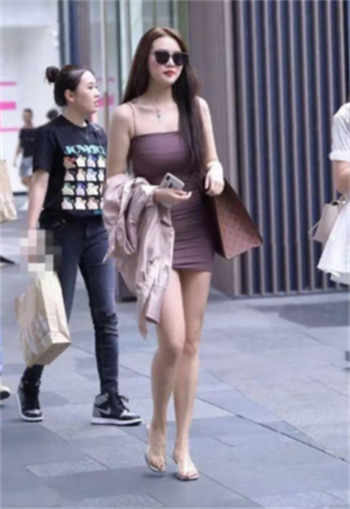 李瓶儿气死花子虚的视频