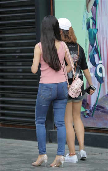 美丽的女儿木鱼汉语