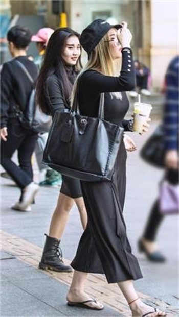 女dj一晚上多少钱