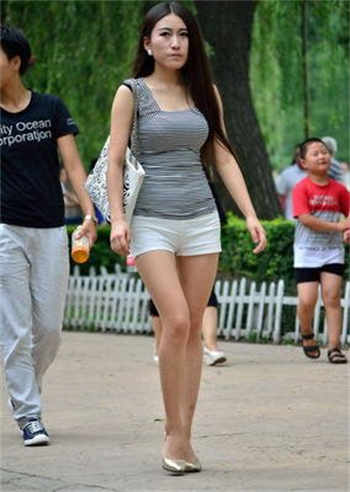 倒掉女尸割头放血