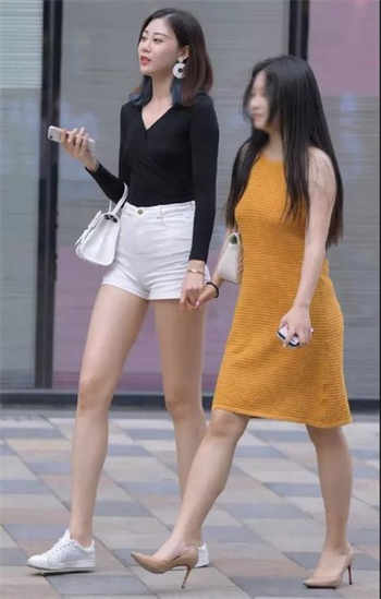 女主角叫苏卿男主角姓陆