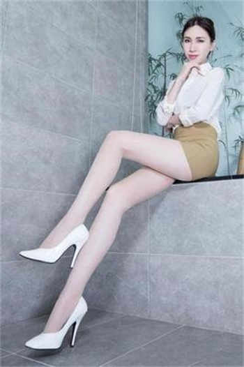 搭讪酒店服务员