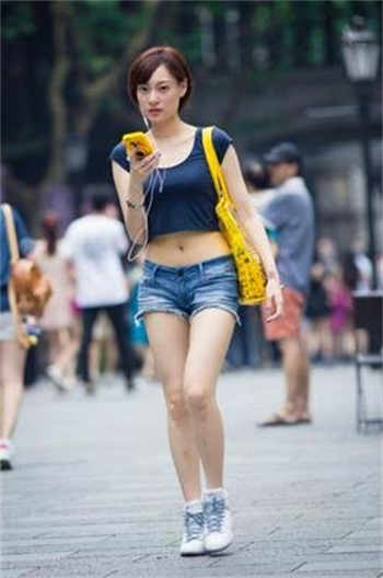 白丝小皮鞋视频vk