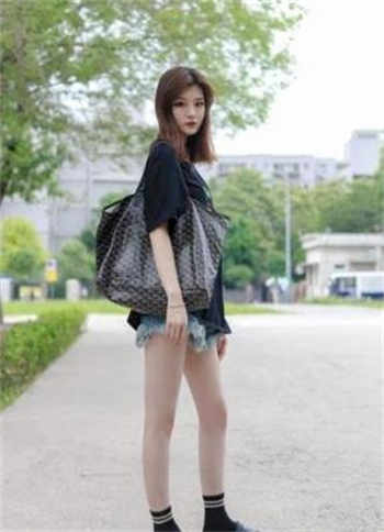果冻传媒聂小倩母