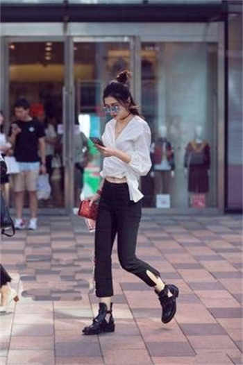 筱崎爱拍过片吗