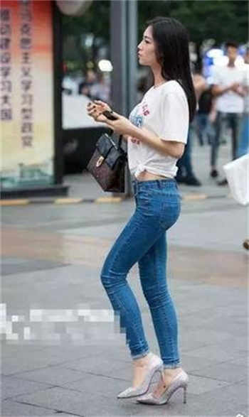 为成年禁止观看打扑克