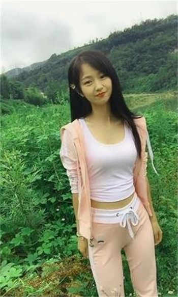 吴小瑞吃黄金真吃吗